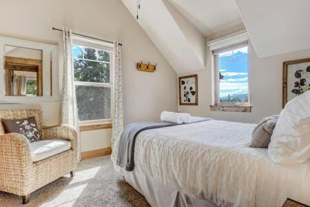 Cabin~Views~Heart Of Town~W&D~Fireplace~Kitchen Woodland Park Extérieur photo